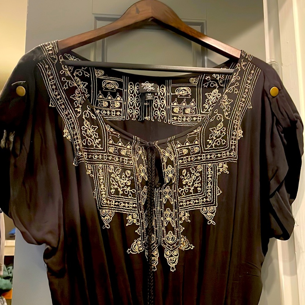 Beautiful comfy exotic dress -